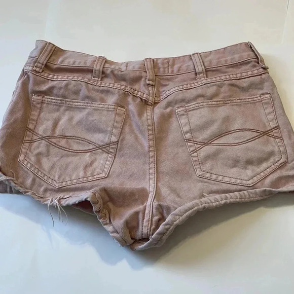 Abercrombie and Fitch distressed high rise shorts size 4 - Picture 4 of 5